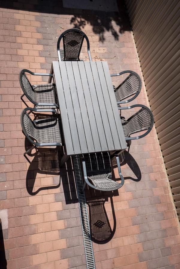Mokka Apartman Szeged Exterior foto