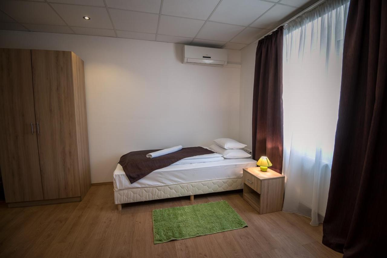 Mokka Apartman Szeged Exterior foto