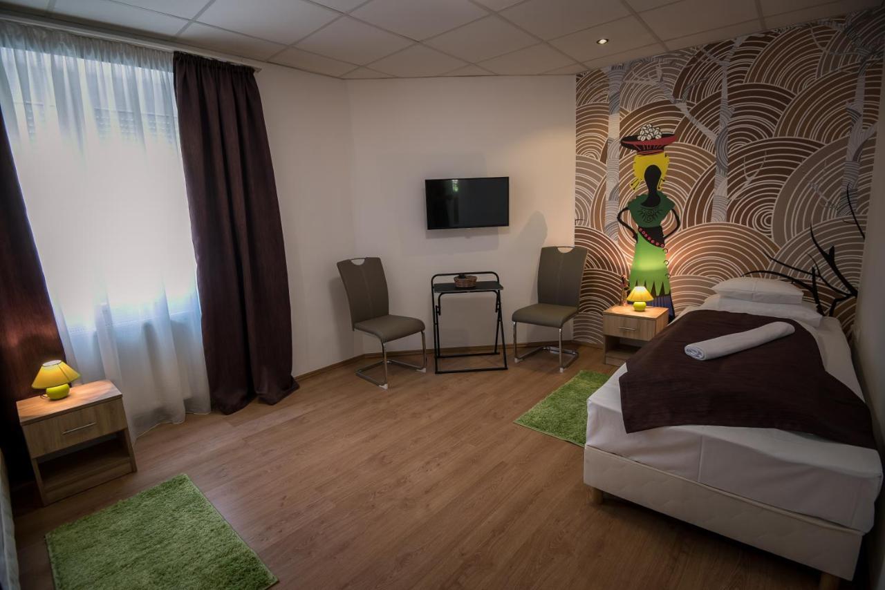 Mokka Apartman Szeged Exterior foto